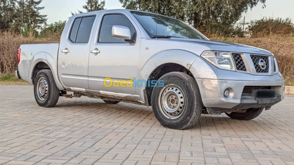 Nissan Navara 2012 Elegance 4x4