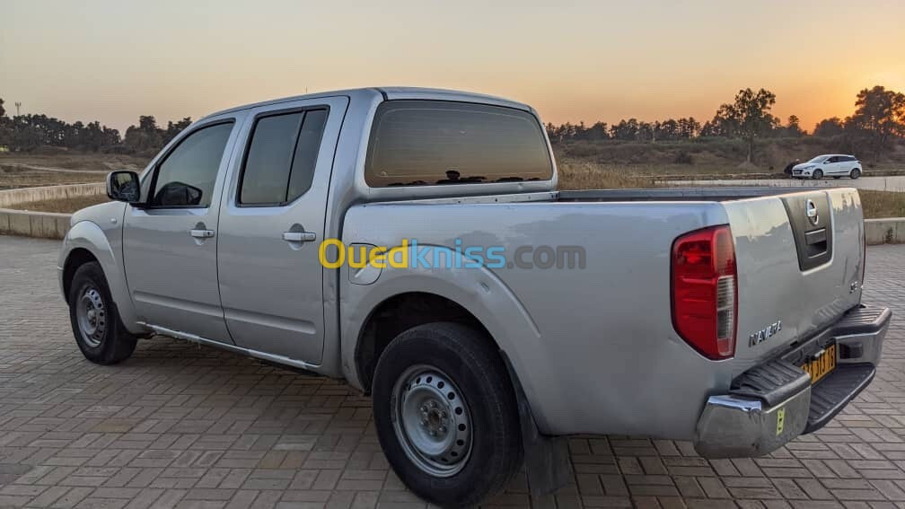 Nissan Navara 2012 Elegance 4x4