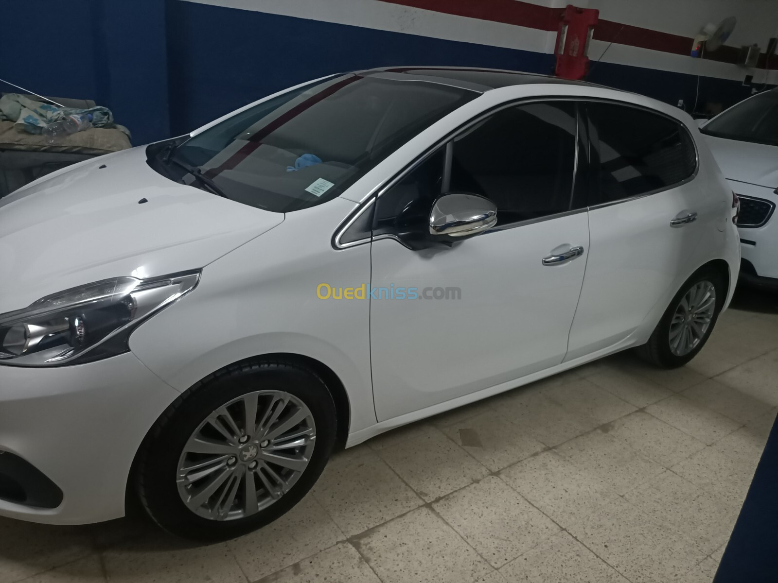 Peugeot 208 2016 Allure Facelift