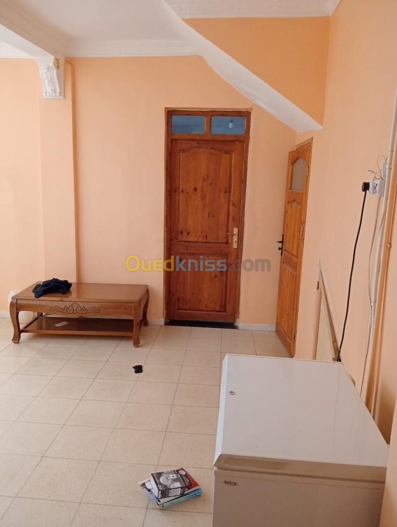 Location Niveau De Villa Relizane Oued rhiou