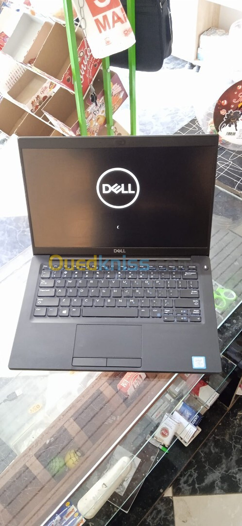 Pc portable Dell latitude 7390, processeur I5-8350U  13,3 Pouce, 8G Ram, 256 G Ssd, Livraisons Ok