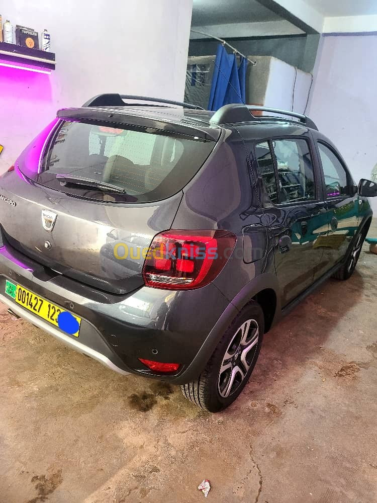 Dacia Sendero 2023 Stepway