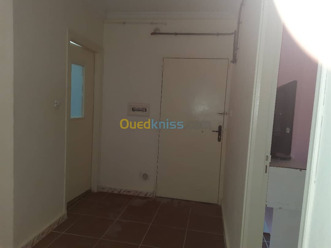 Vente Appartement F03 Tizi Ouzou Tigzirt