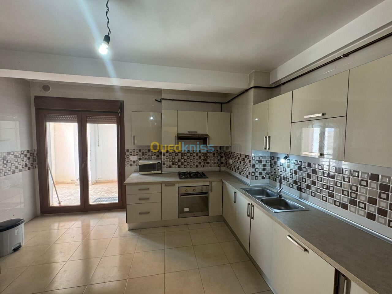 Location Appartement F3 Alger El achour