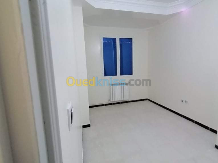 Location Niveau De Villa F3 Constantine Ain smara