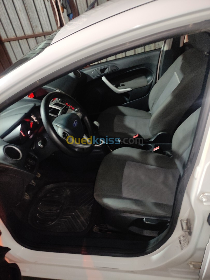 Ford Fiesta 2013 City