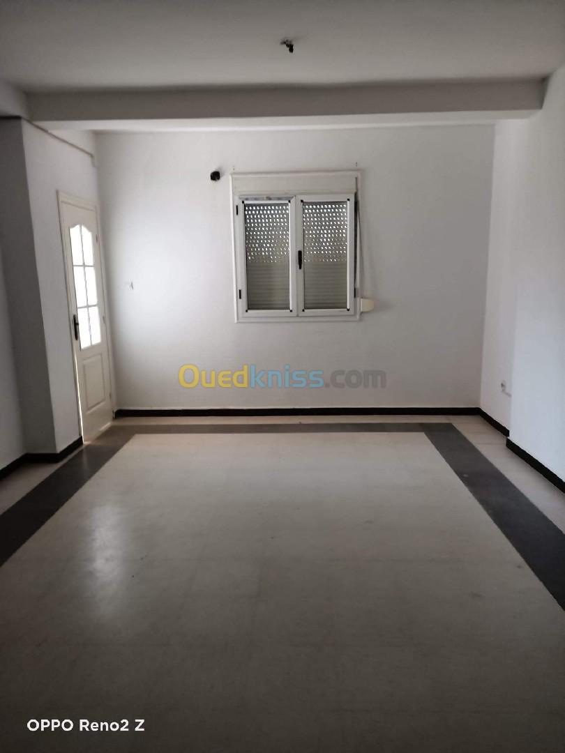 Vente Appartement F4 Annaba Barrahel