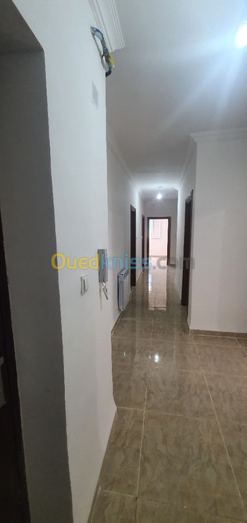 Location Appartement F5 Alger Mahelma