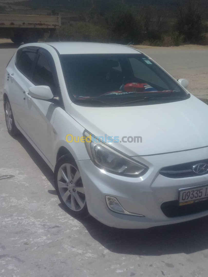 Hyundai Accent RB  5 portes 2017 