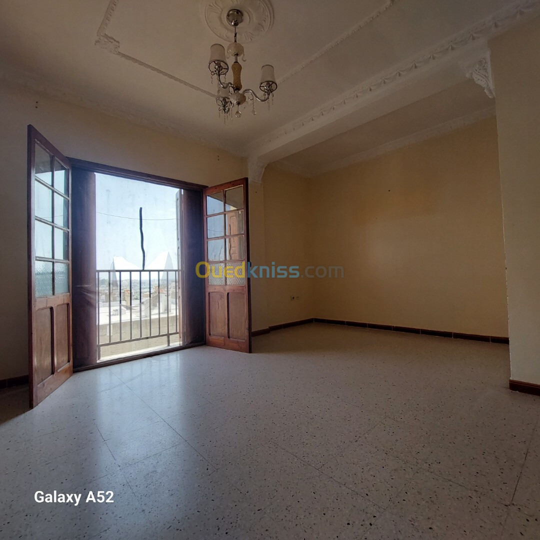 Location Appartement F03 Annaba El bouni