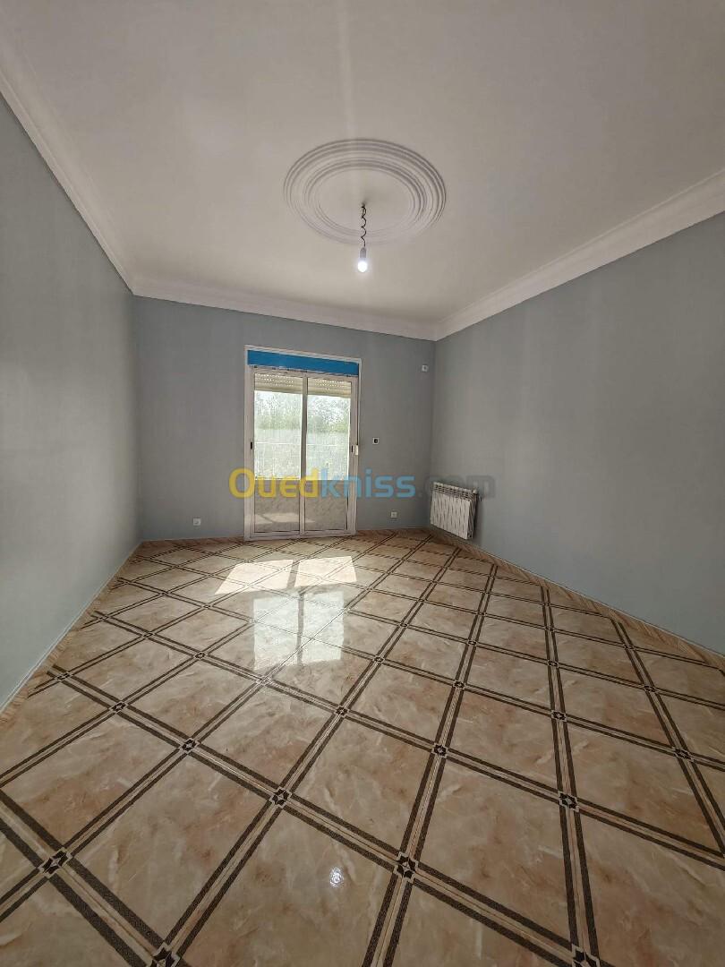 Vente Appartement F4 Tipaza Ain tagourait