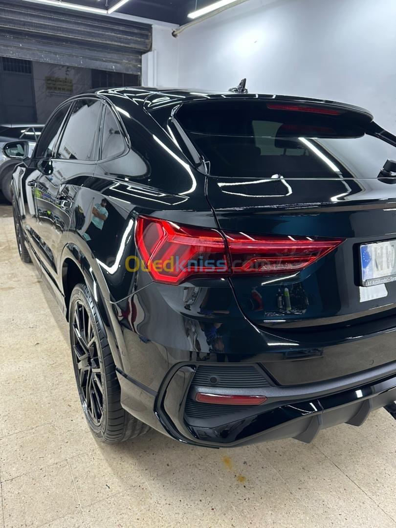 Audi Q3 2024 Black education