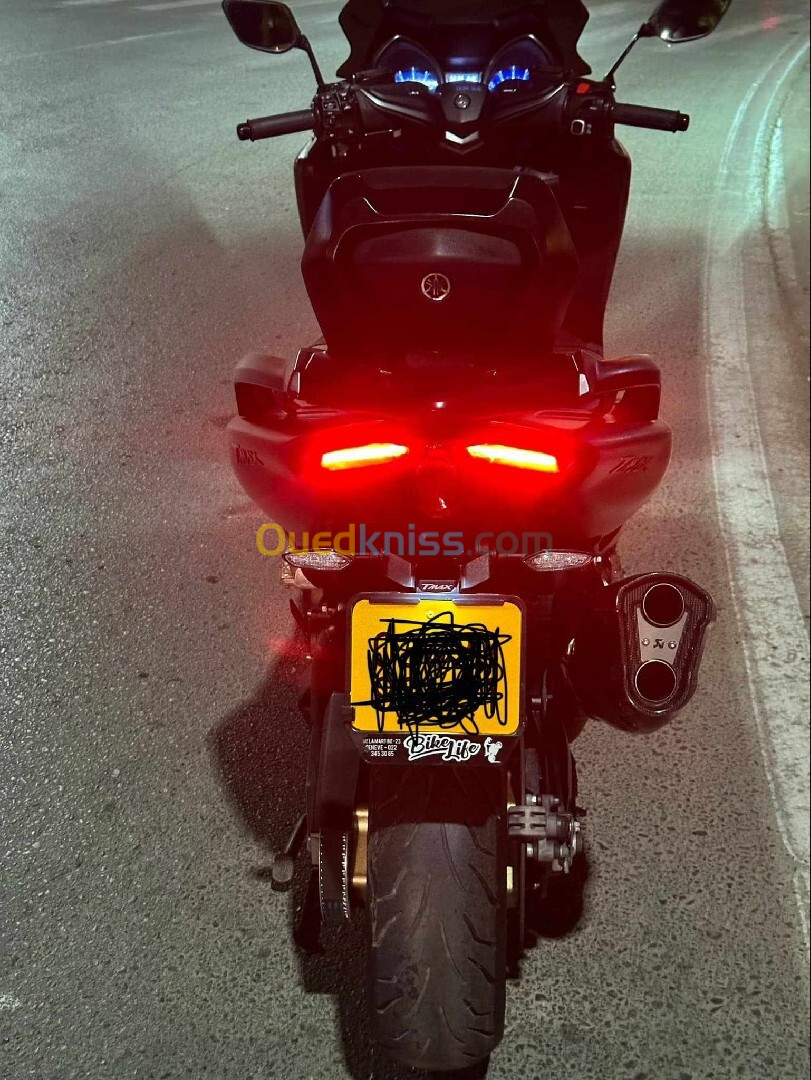 Yamaha Tmax 2021