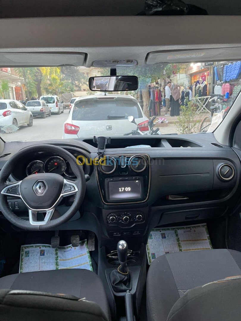 Renault kangoo 2024 stepway