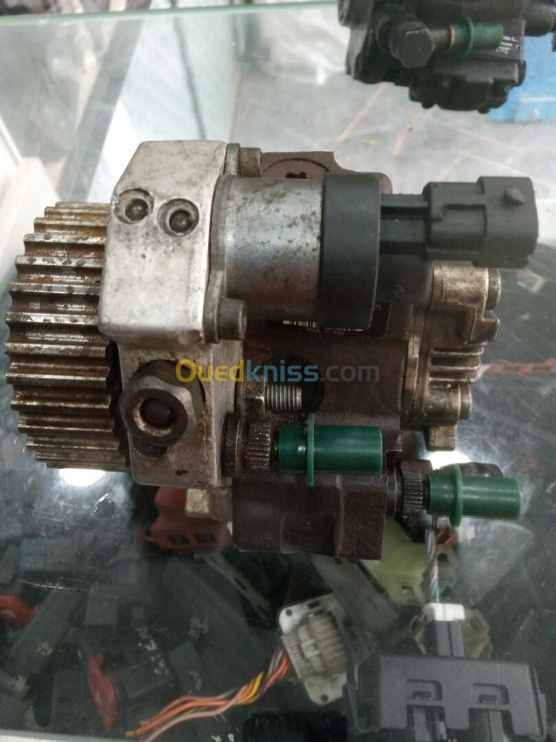 Pompe HP Bosch Renault 1-9 dci 100 120 cv