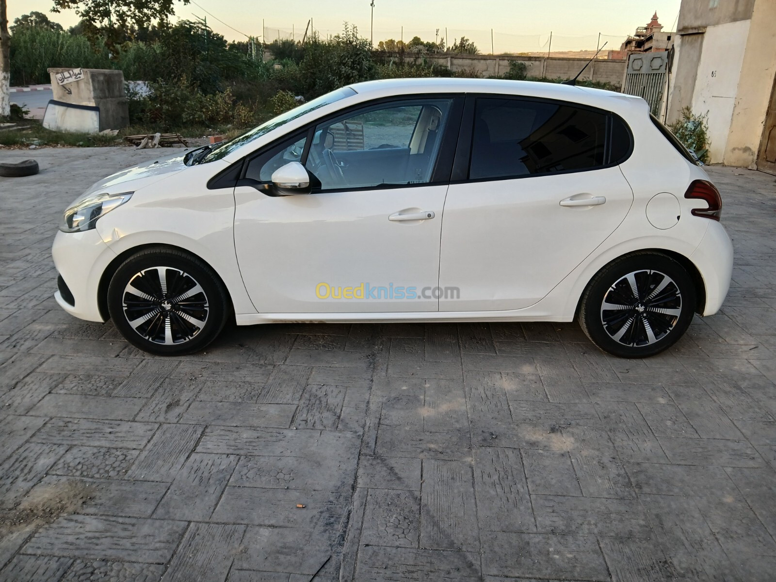 Peugeot 208 2019 Active Facelift