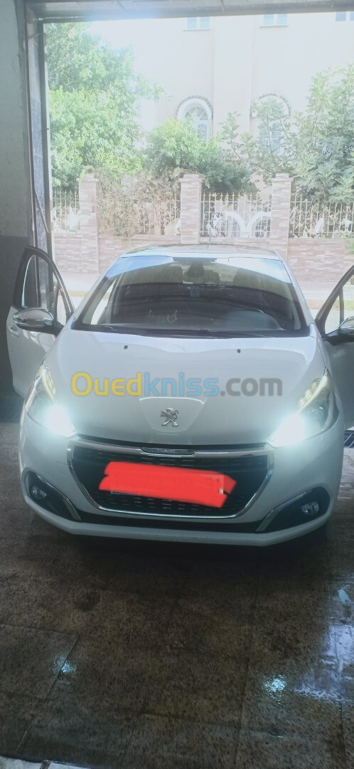 Peugeot 208 2019 Allure