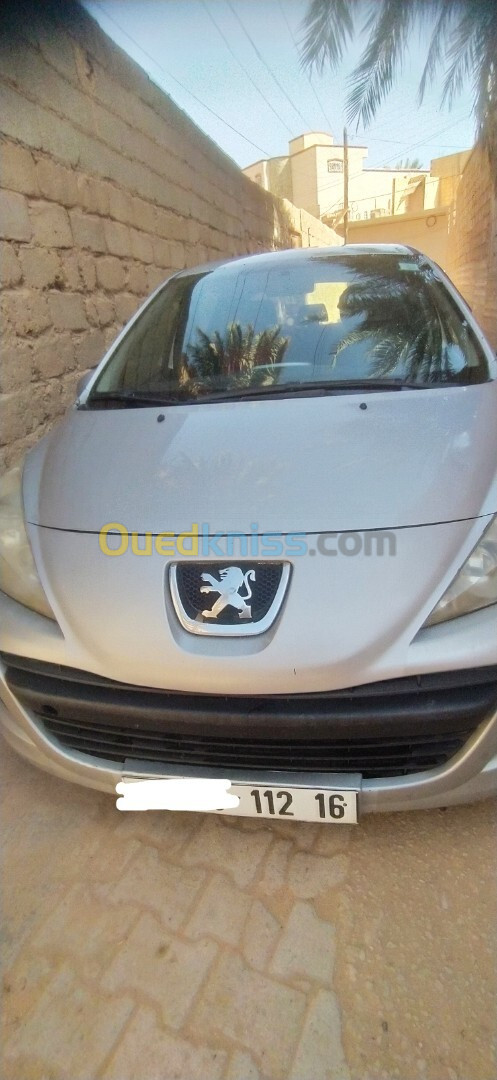 Peugeot 207 2012 