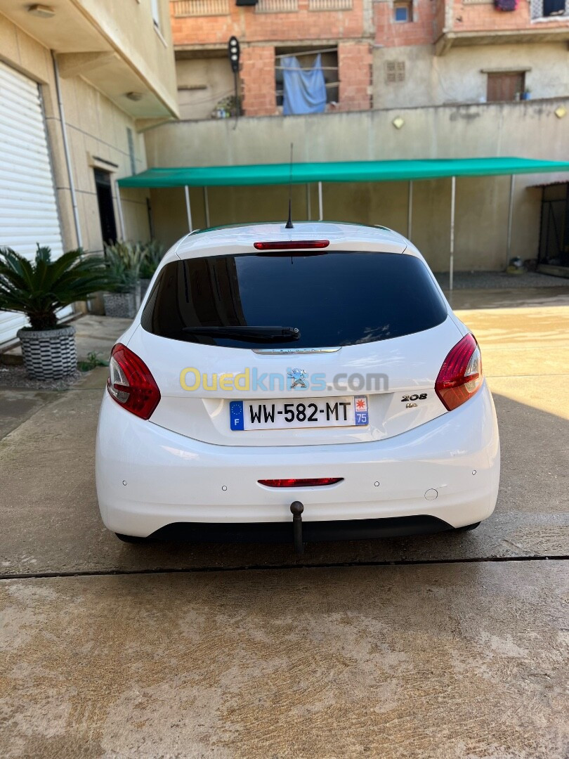 Peugeot 208 2014 208