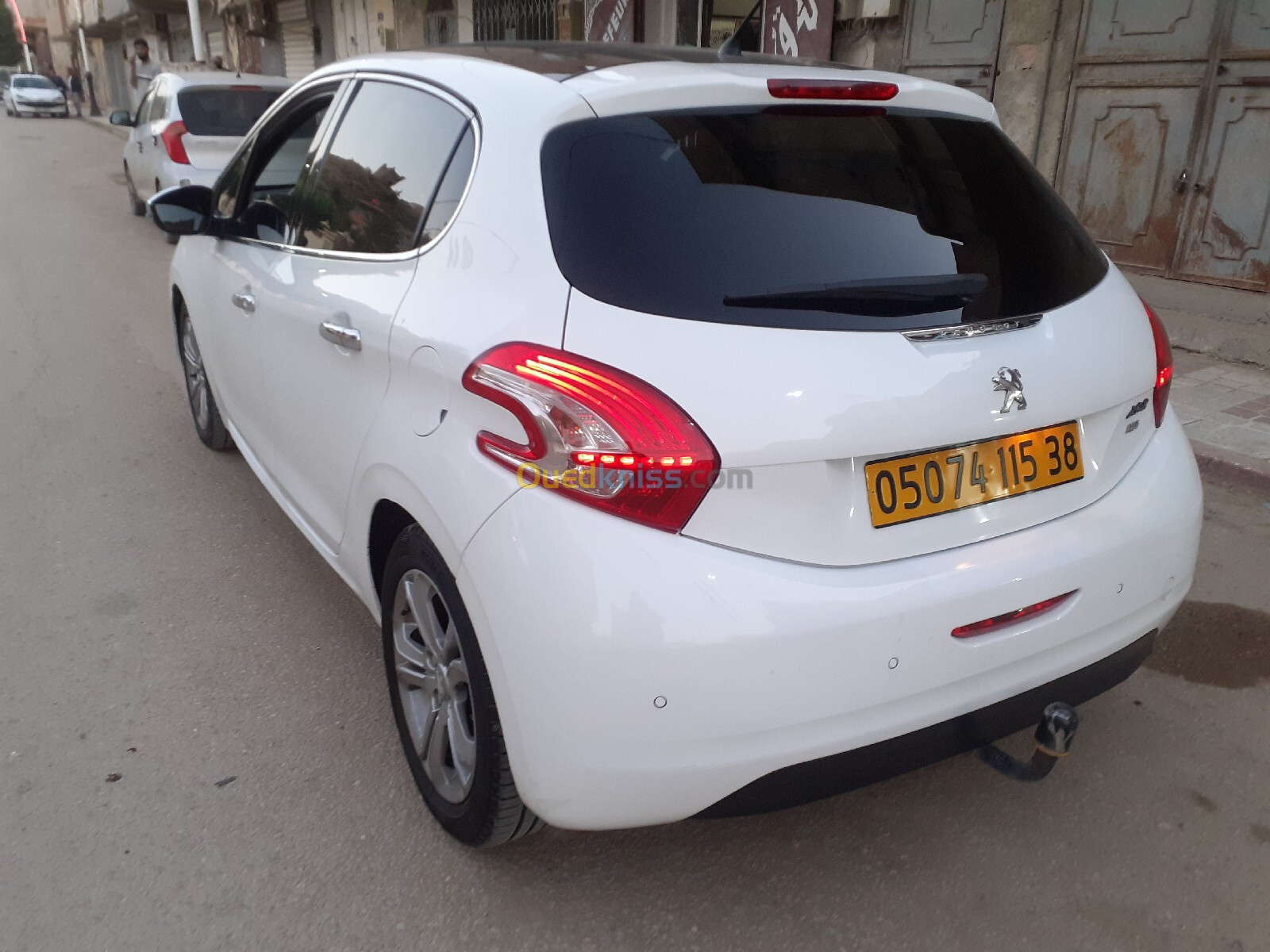 Peugeot 208 2015 Allure