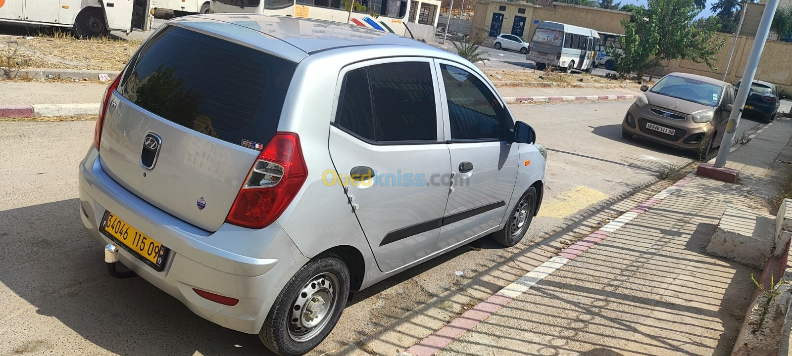 Hyundai i10 Plus 2015 GL Clim