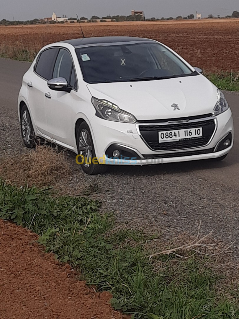 Peugeot 208 2016 Allure Facelift