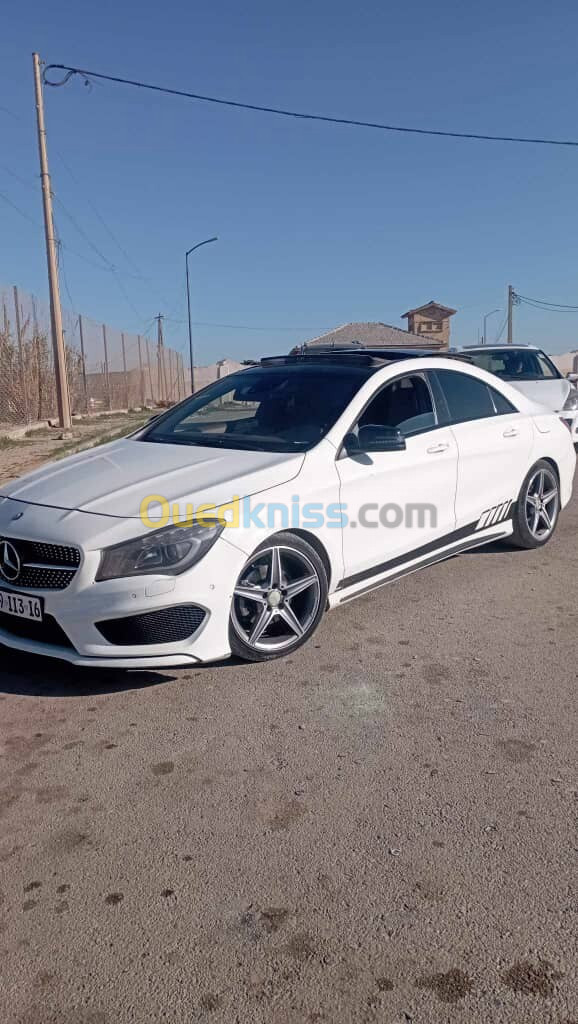 Mercedes CLA 2013 Coupé Exclusif +