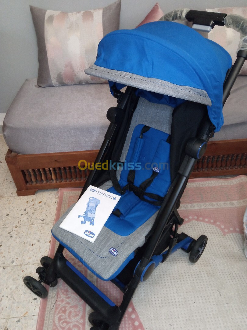 Poussette bébé valis chicco pour voyage