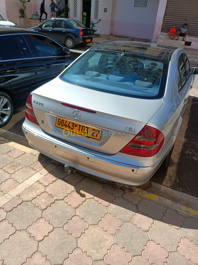 Mercedes E220 2003 