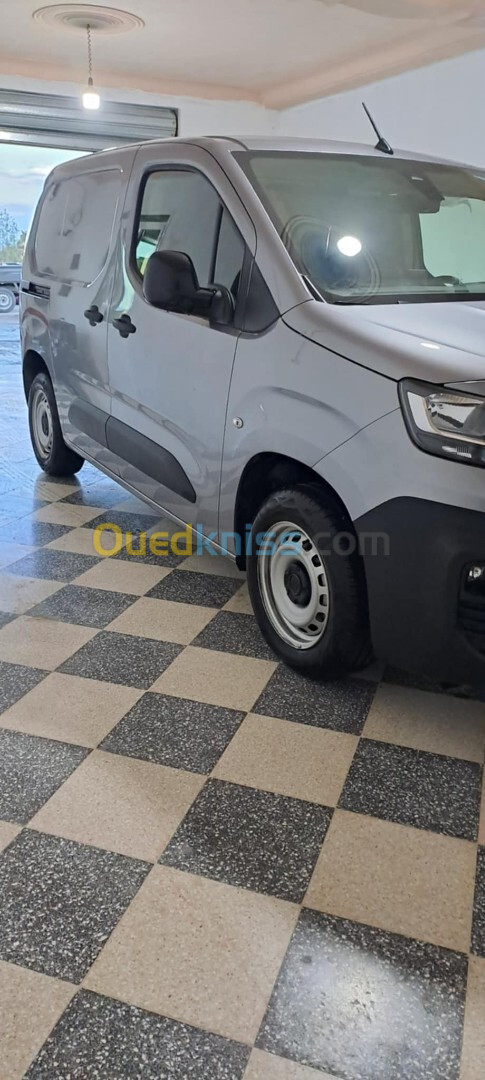 Fiat DOBLO 2024 Neuf