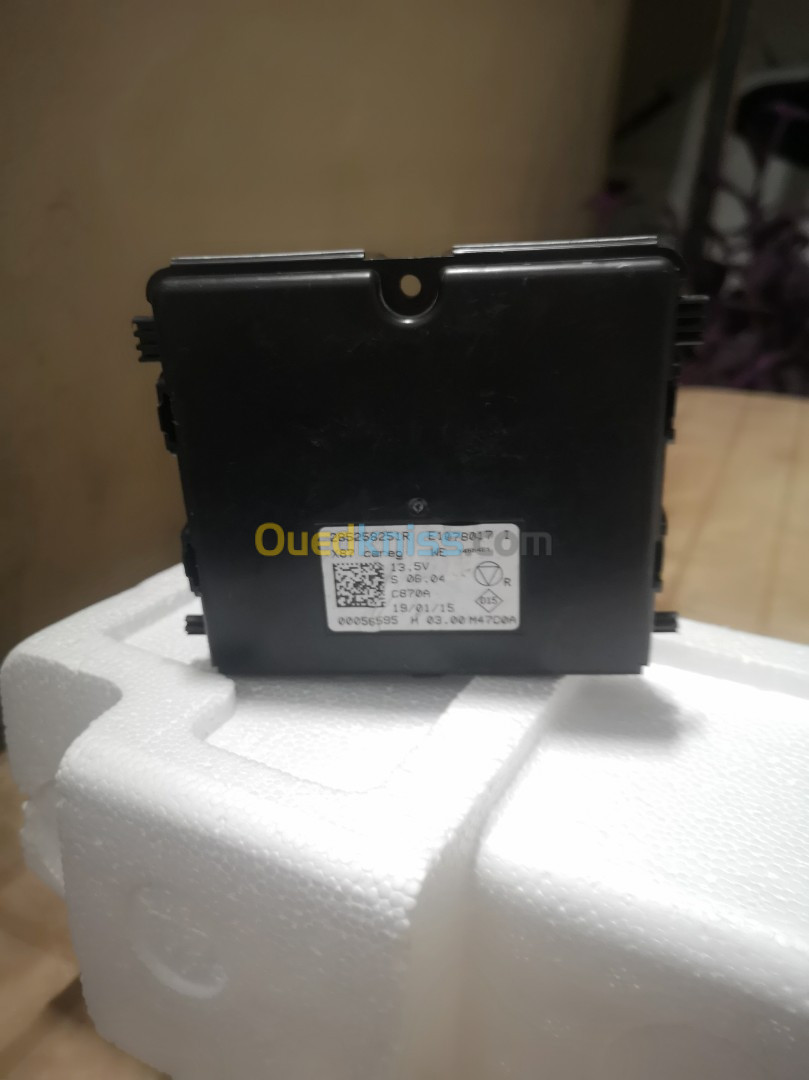 Calculateur MODULE CLIMATISATION RENAULT CAPTUR  ref. : 285258251R