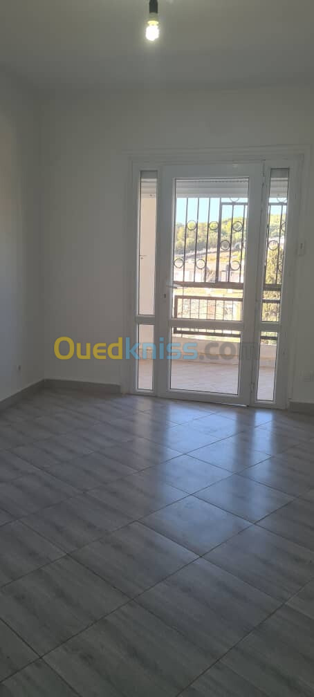 Location Appartement F4 Alger Said hamdine