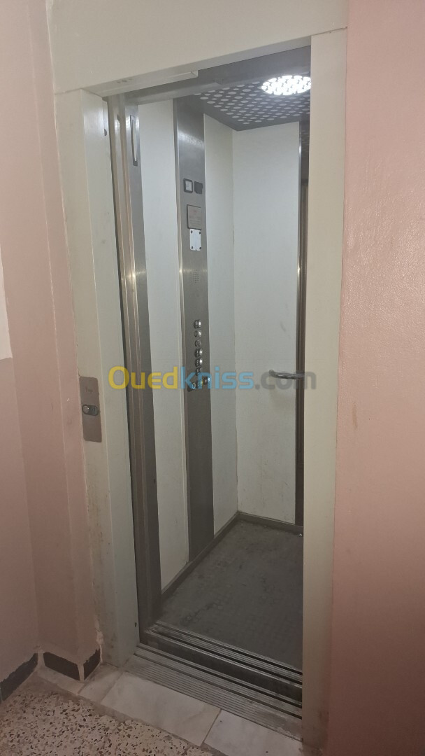 Vente Appartement F2 Oran Bir el djir