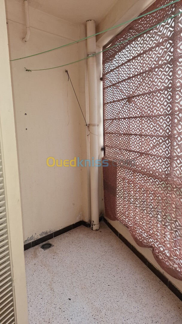 Vente Appartement F3 Oran Bir el djir