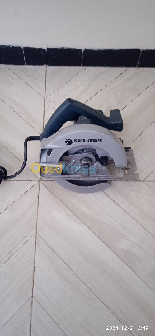 Scie circulaire Black&decker d'origine usa