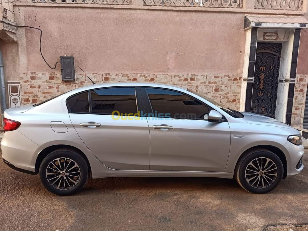 Fiat Tipo Sedan 2024 CITY+