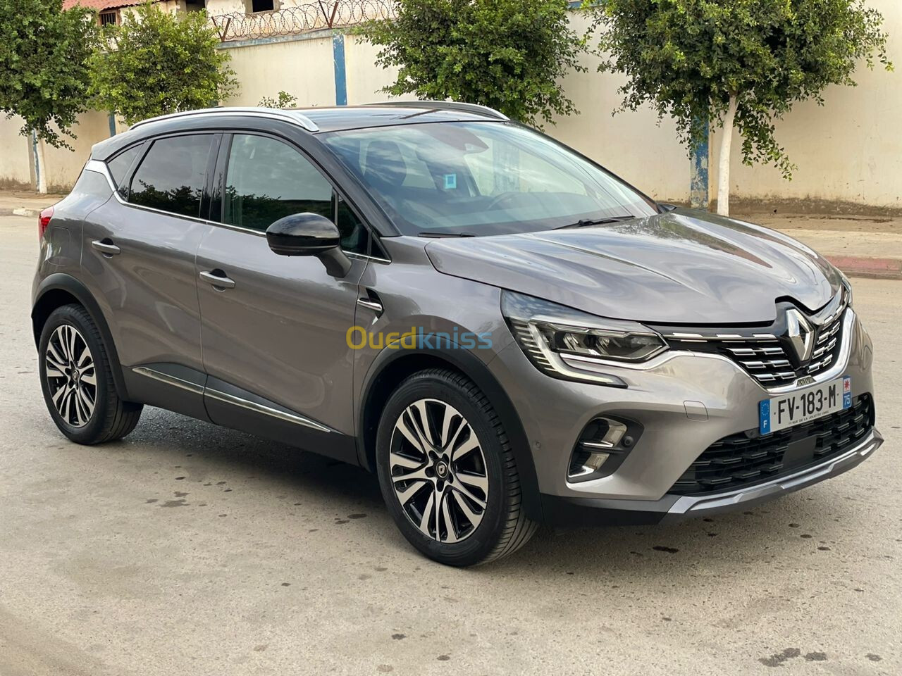 Renault Captur 2021 INITIALE PARIS