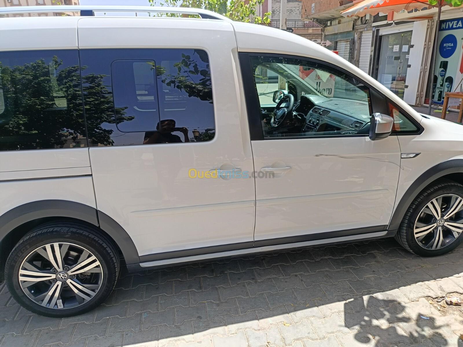 Volkswagen Caddy 2017 Alltrak