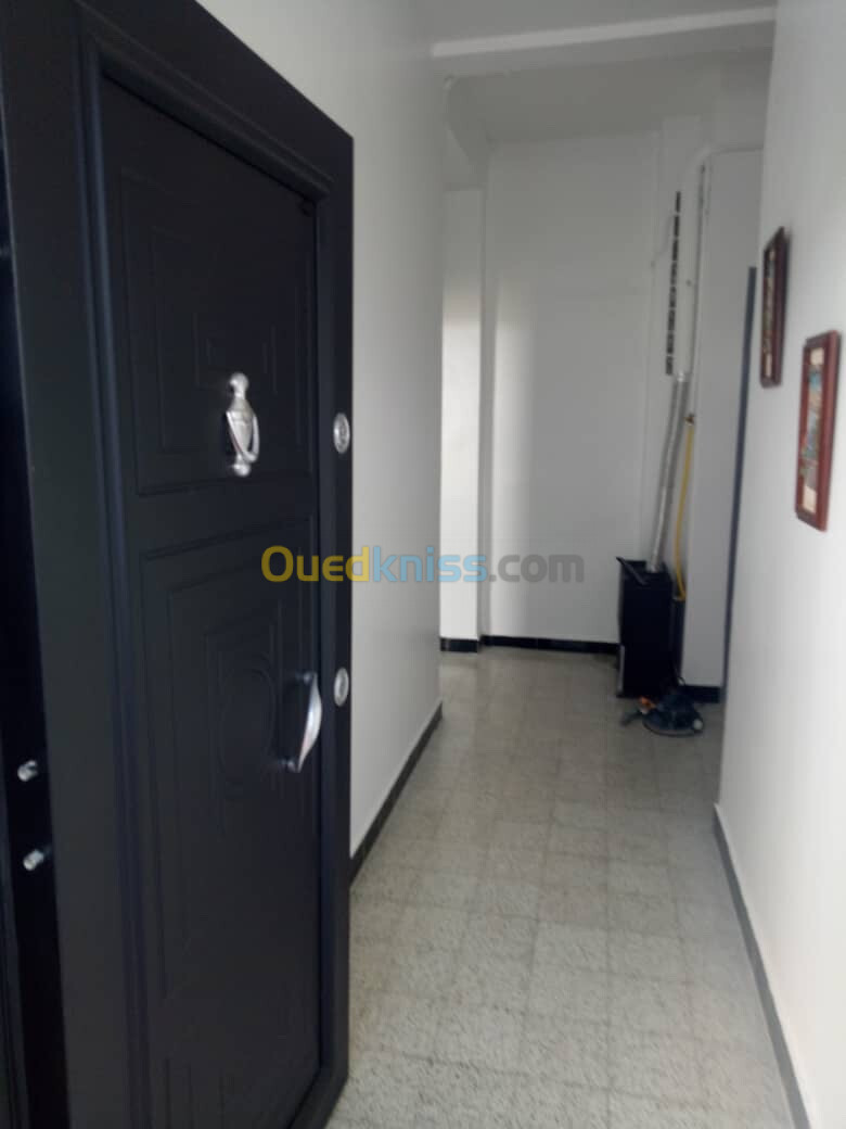 Location Appartement F3 Annaba Annaba