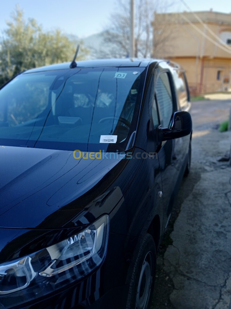 Fiat Doblo 2024 Italienne