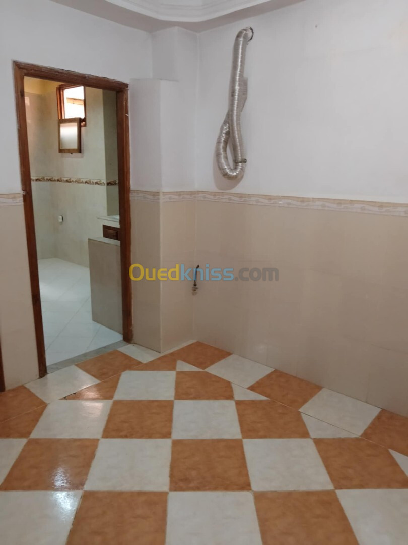 Location Appartement F3 Alger Draria