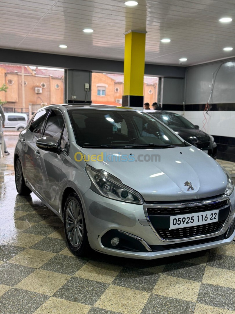 Peugeot 208 2016 Allure Facelift