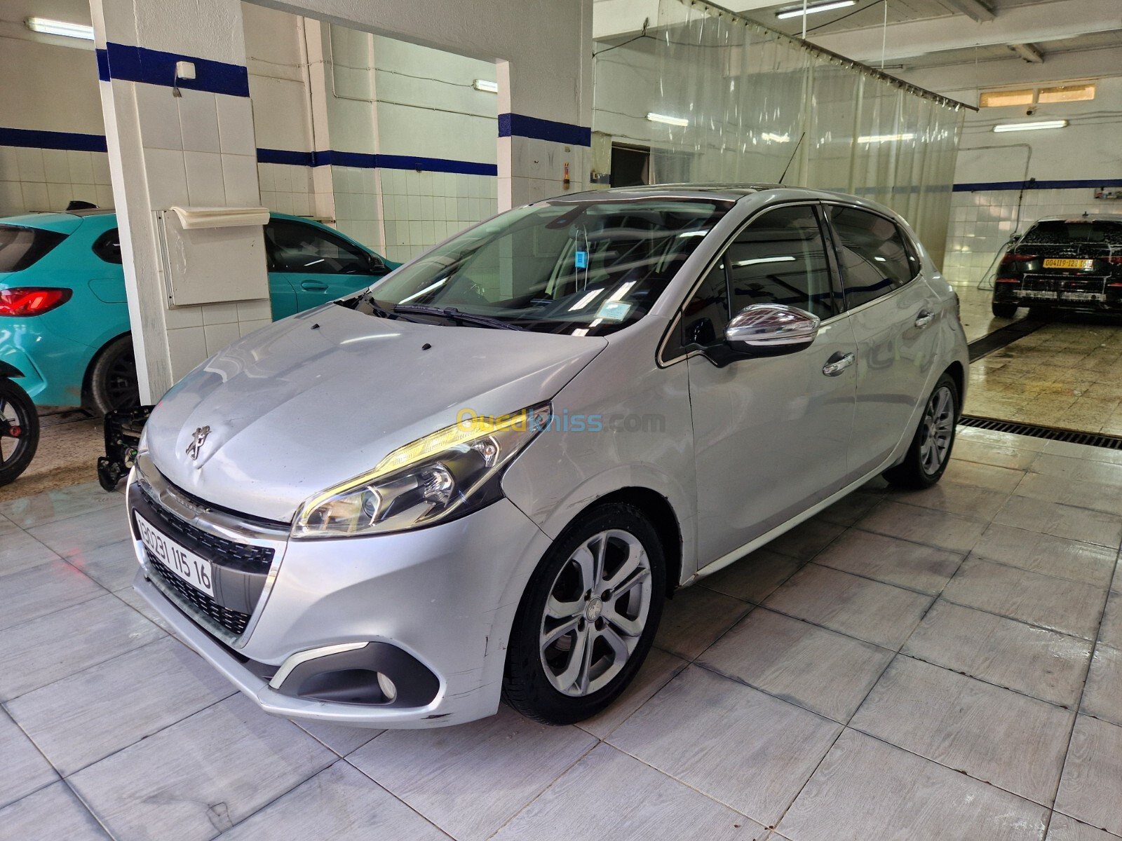 Peugeot 208 2015 Allure Facelift