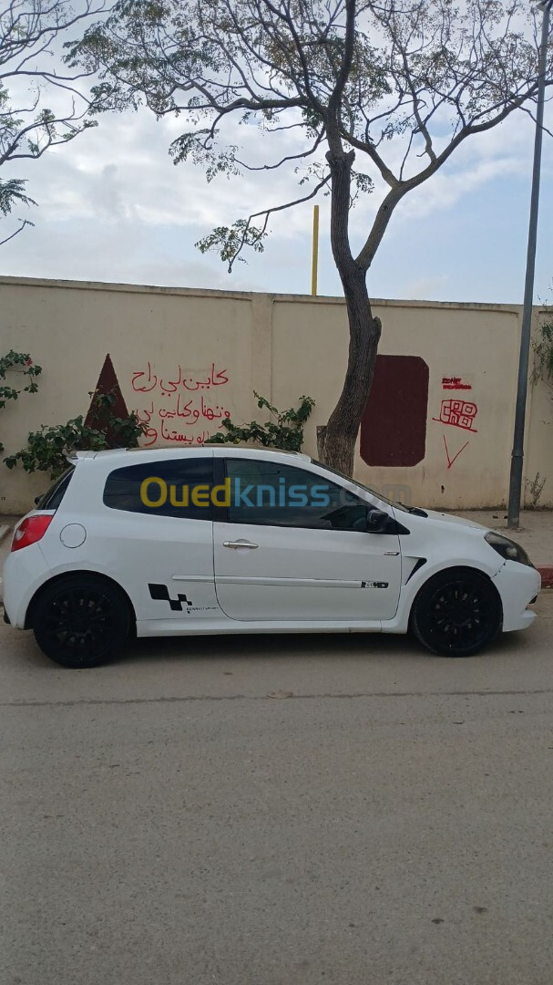 Renault Clio 3 RS 2010 Clio 3 RS