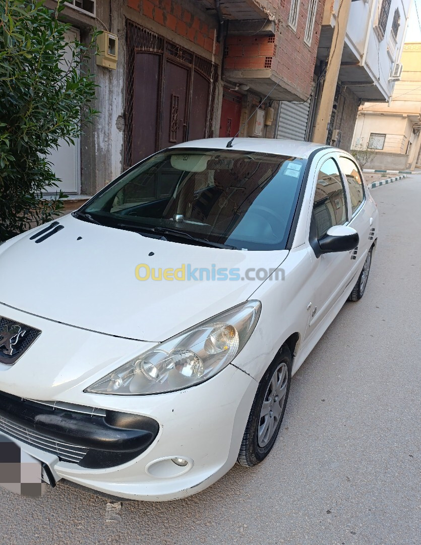 Peugeot 206 Plus 2012 generation