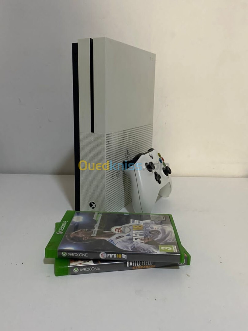 Xbox One S 