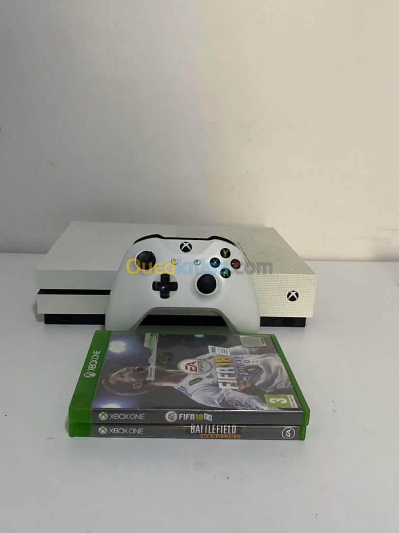 Xbox One S 