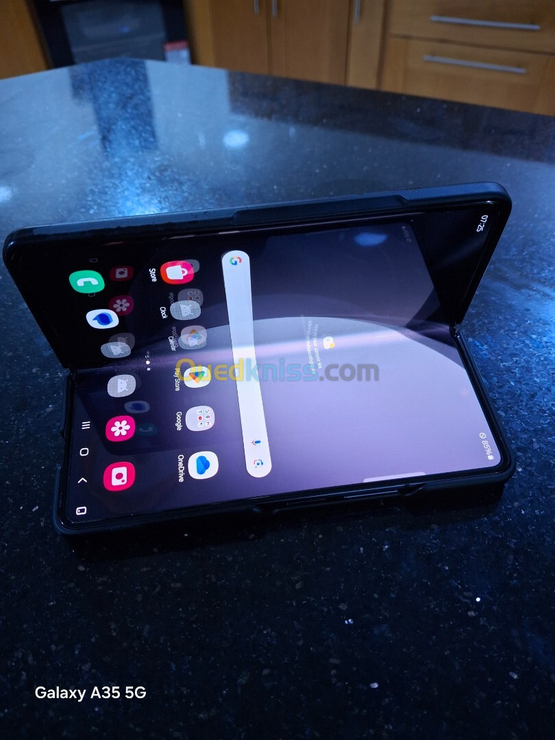 Samsung Z fold 5