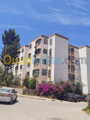 Cherche location Appartement F3 Alger Kouba