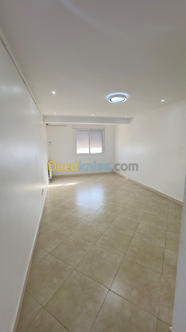 Location Appartement F3 Oran Bir el djir